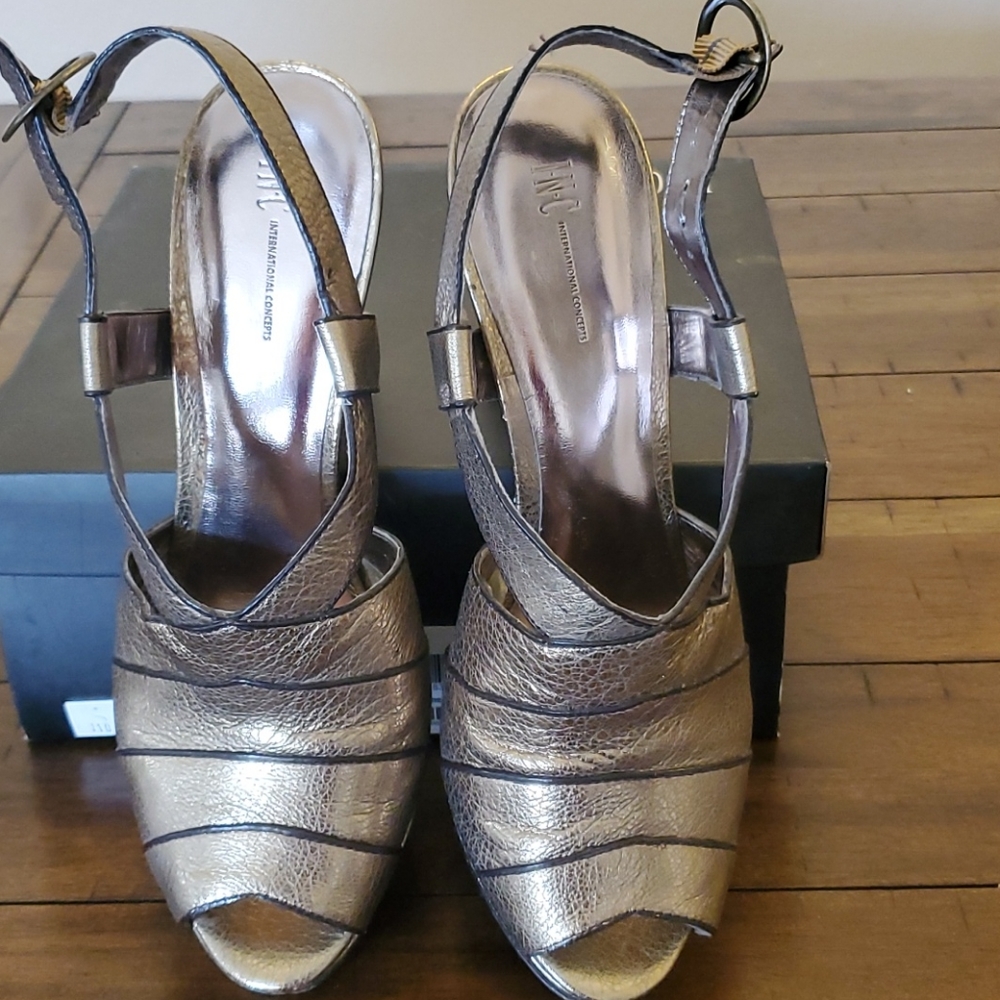 INC Sandal - Picture 4 of 13